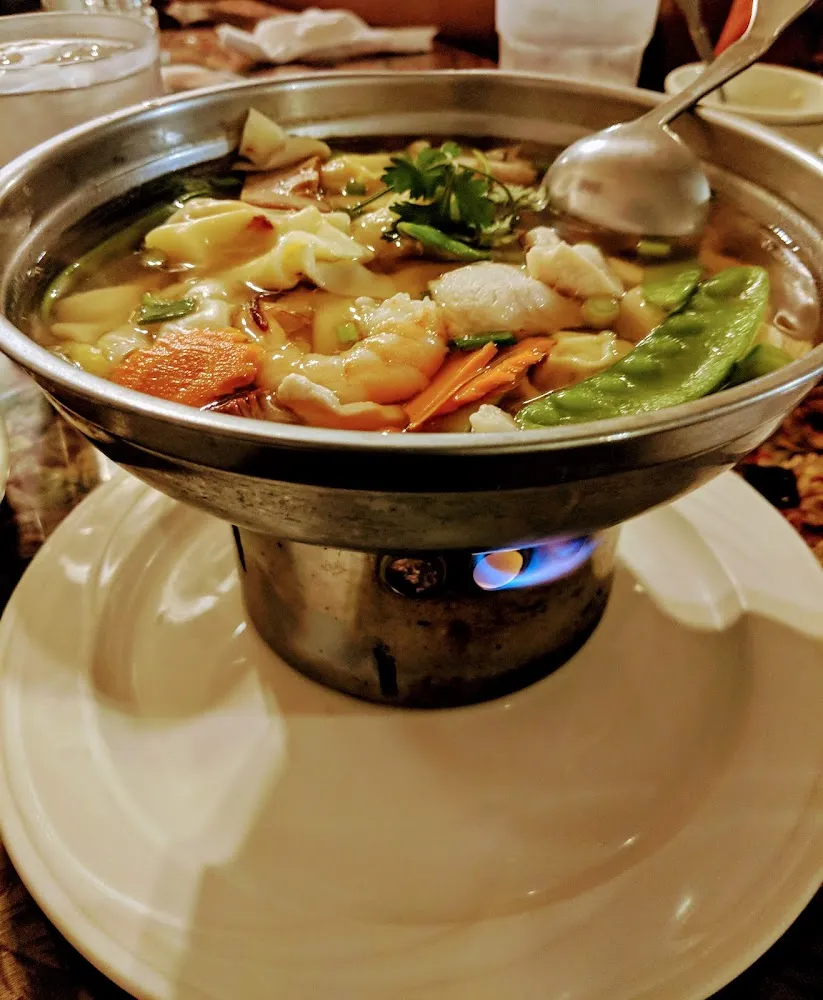 Spicy & Sour Combo Seafood Soup Poh Tak